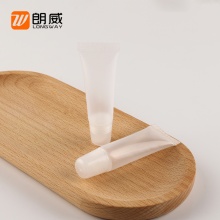 8g透明唇彩管